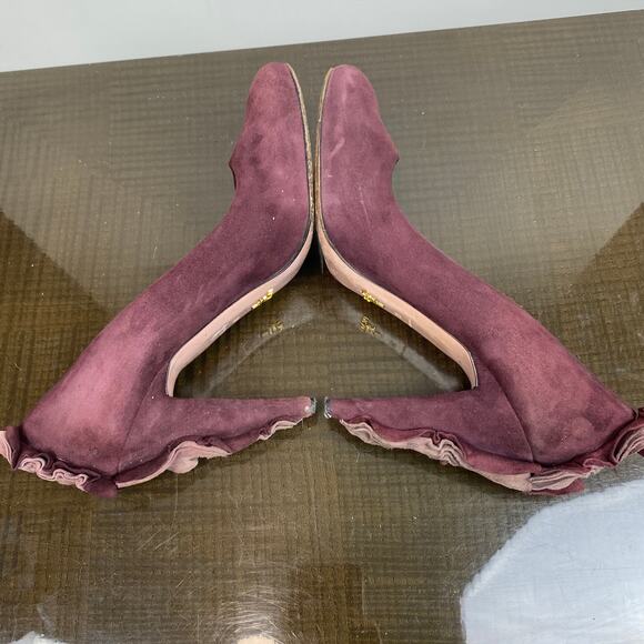 Prada Suede Ruffle Back Heels Women's 39 US 9 Designer Glam - Picture 6 of 12